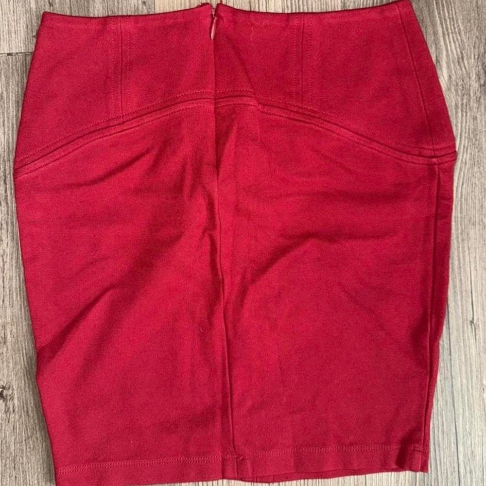 Forever 21 Red Bodycon Mini Skirt Stretchy Knit Back Zipper Size Small